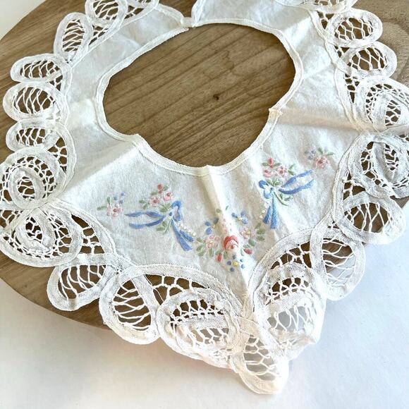 White Cotton Lace Trim Floral Embroidered Cottage Collar - Picture 1 of 10